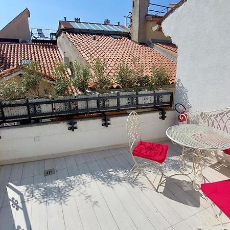 Piranum Guesthouse With Terrace Exterior photo