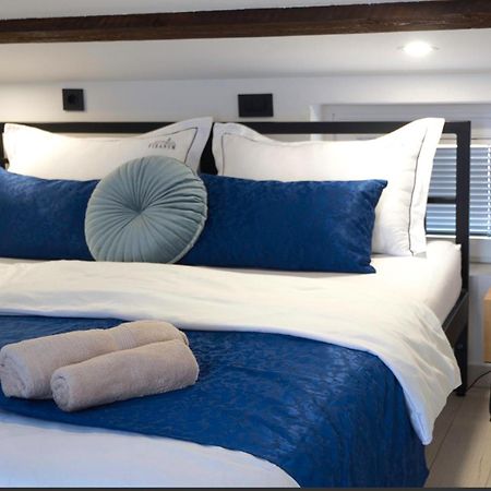 Piranum Guesthouse With Terrace Exterior photo