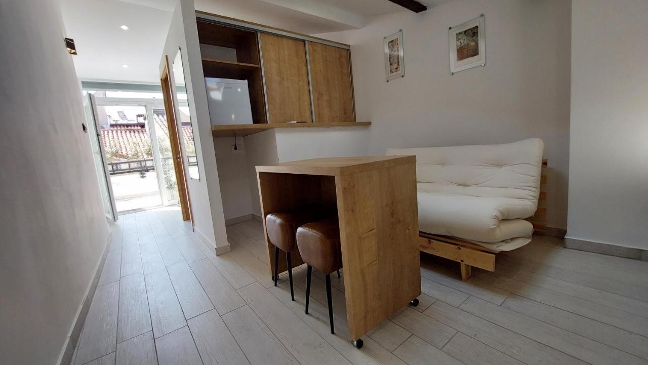 Piranum Guesthouse With Terrace Exterior photo